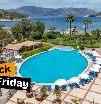 MARTI LA PERLA  (ADULTS ONLY 16+)